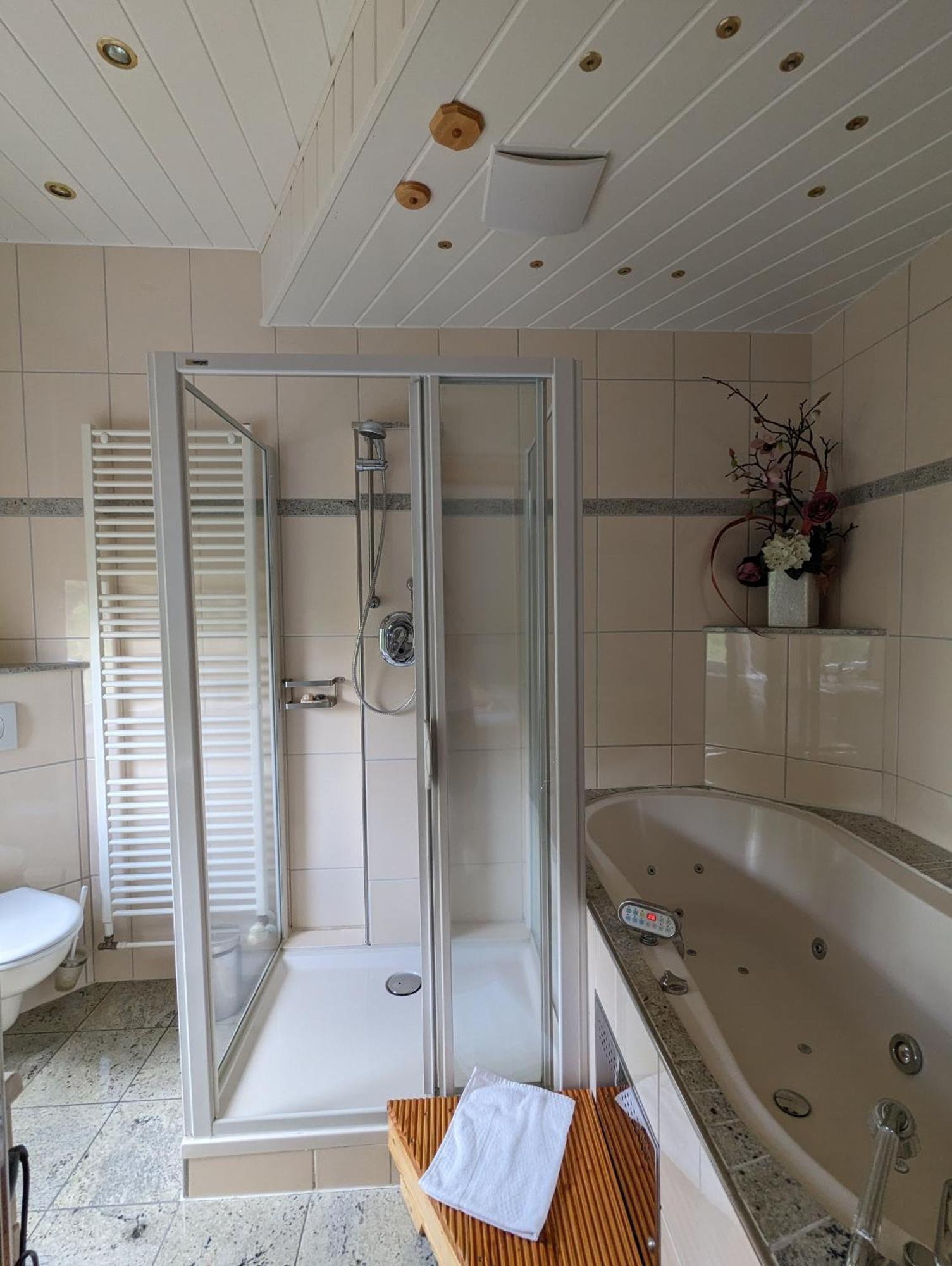 Waldgasthaus & Berghotel Steinerne Renne แวร์นิกโกโรเดอ ภายนอก รูปภาพ