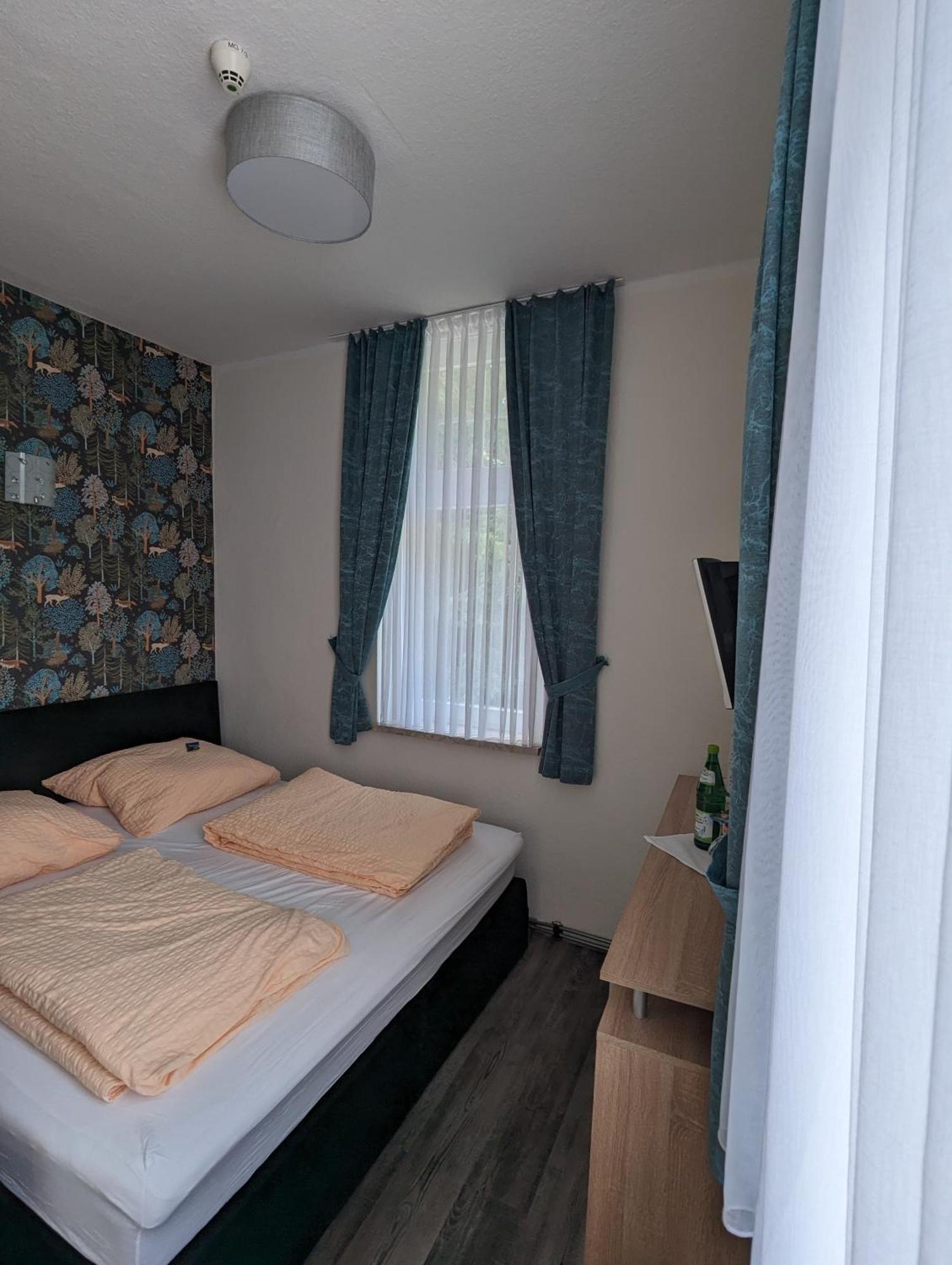 Waldgasthaus & Berghotel Steinerne Renne แวร์นิกโกโรเดอ ภายนอก รูปภาพ