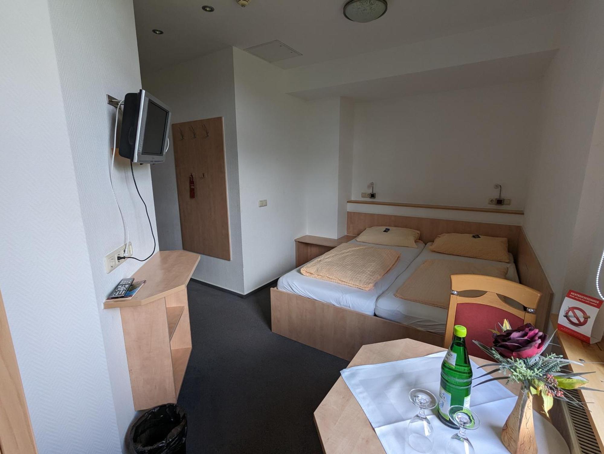 Waldgasthaus & Berghotel Steinerne Renne แวร์นิกโกโรเดอ ภายนอก รูปภาพ